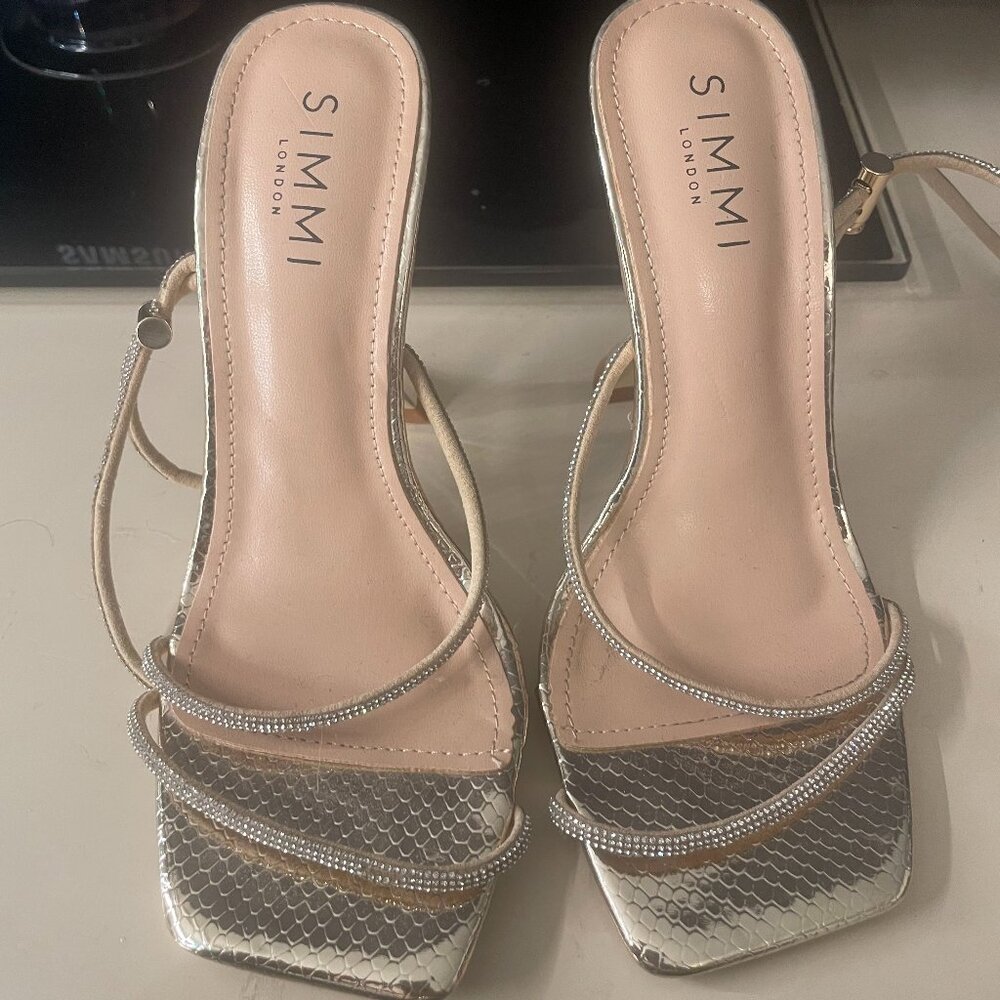 Simmi London Strappy Gold Heel
